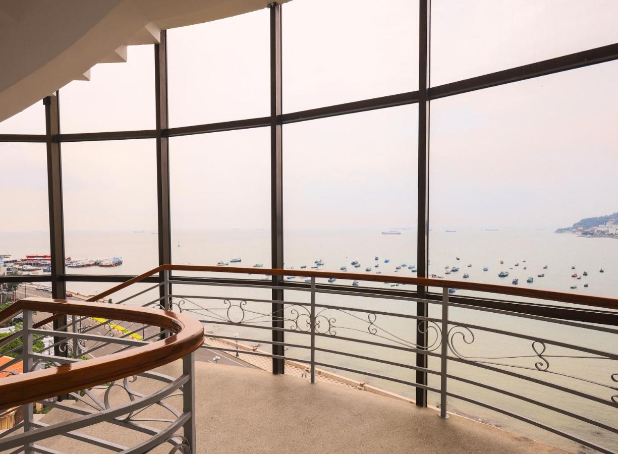 Vung Tau P&T Hotel Bagian luar foto