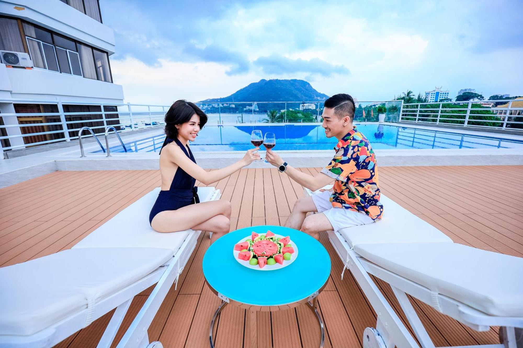 Vung Tau P&T Hotel Bagian luar foto