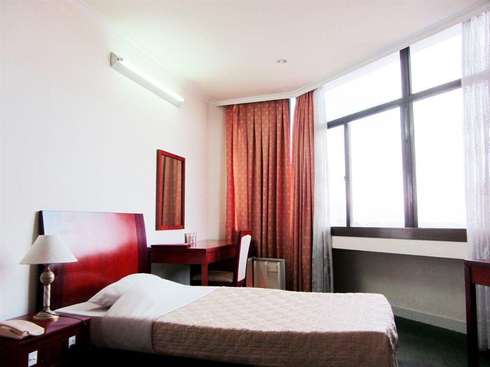 Vung Tau P&T Hotel Bagian luar foto